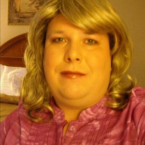 Meet your Posher, Karla